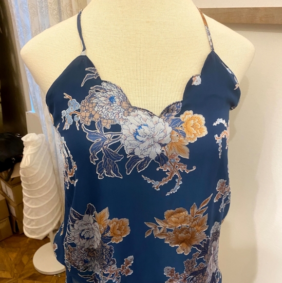 nine britton Tops - NWT NINE BRITTON Cami